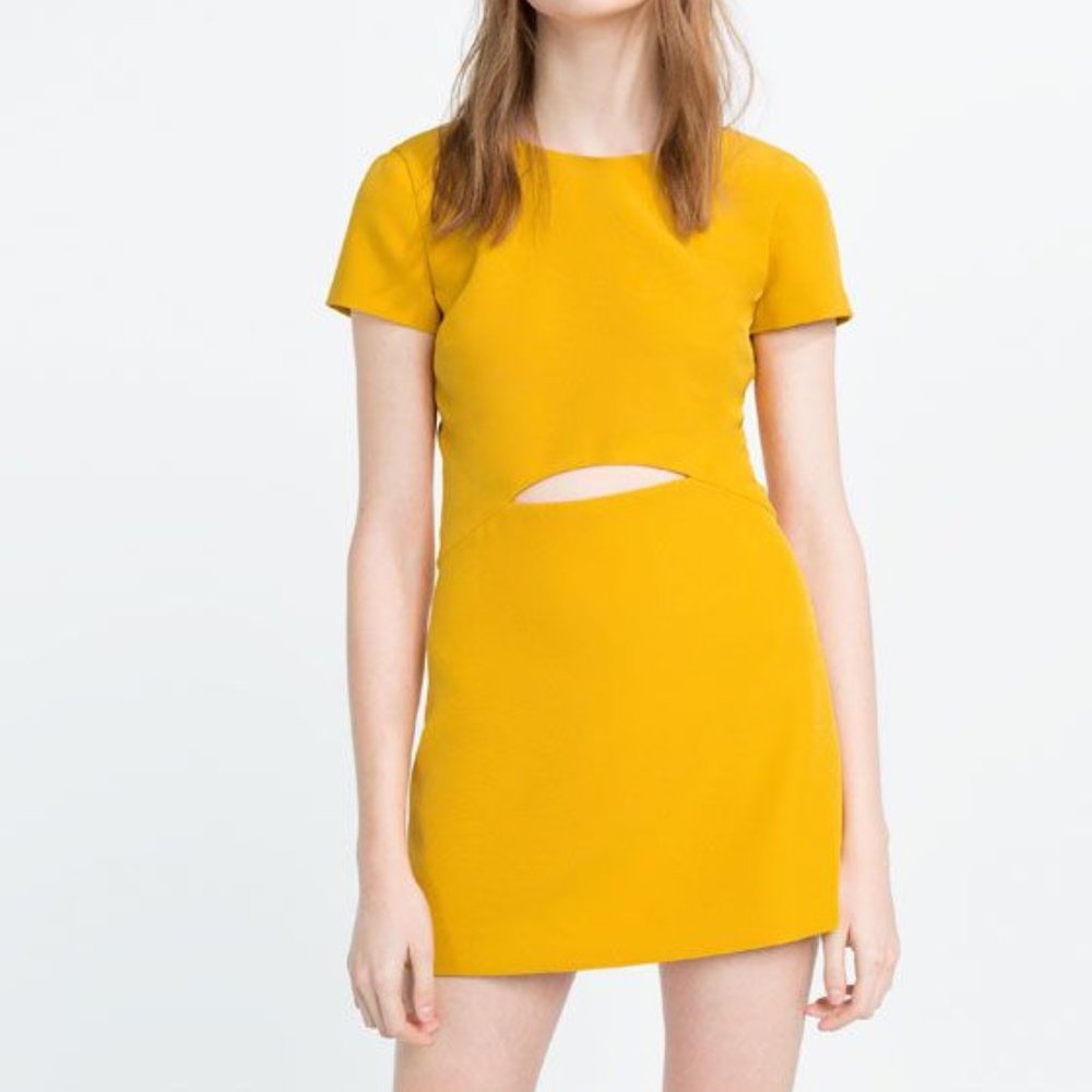 Zara Size Large Scoop Neck Yellow Short Sleeve Women’s Romper